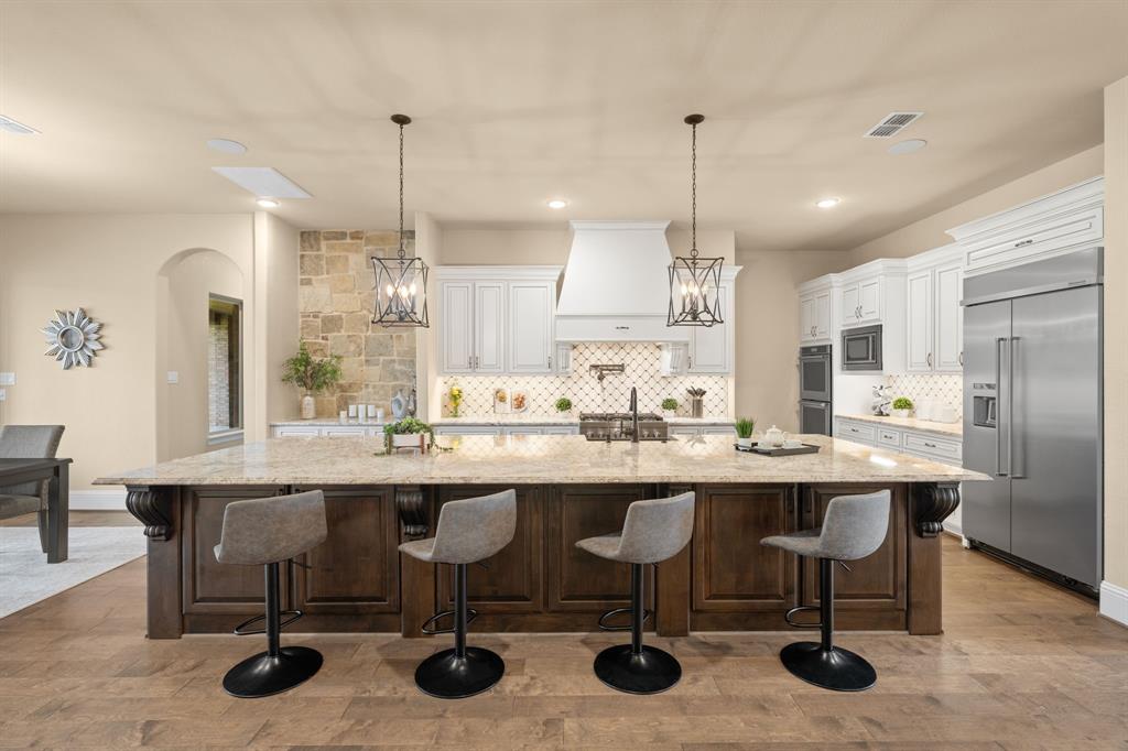 8503 Woods Hollow Trail, Fulshear, Texas image 15