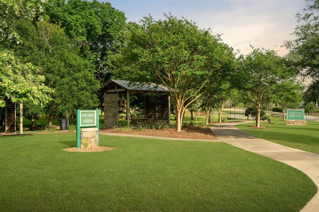8503 Woods Hollow Trail, Fulshear, Texas image 47