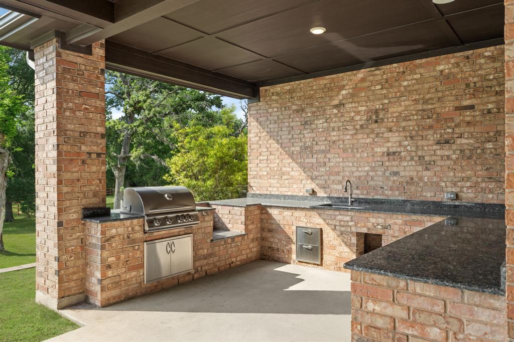 8503 Woods Hollow Trail, Fulshear, Texas image 39