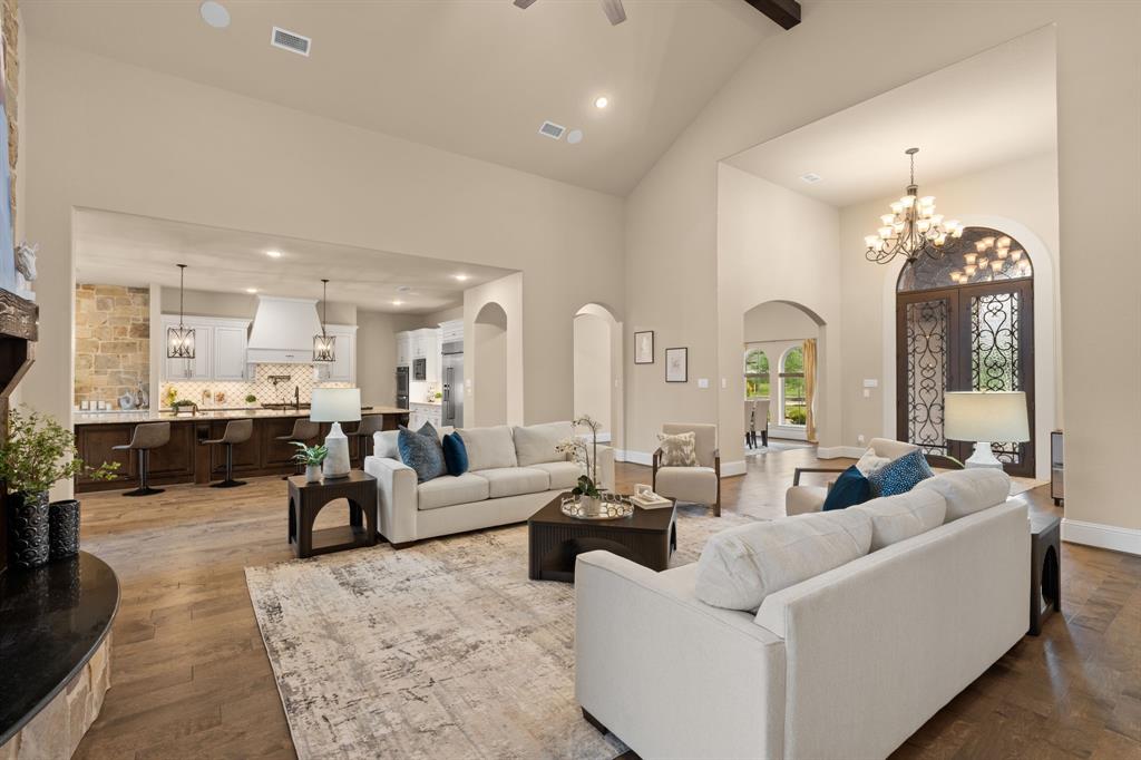 8503 Woods Hollow Trail, Fulshear, Texas image 13
