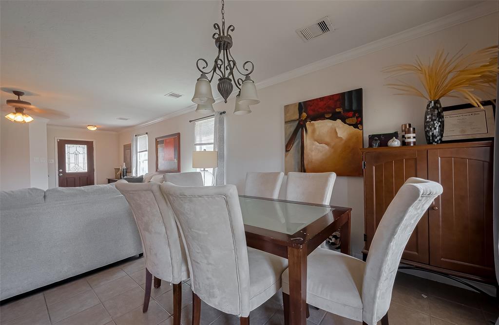 20603 Fair Castle Drive, Cypress, Texas image 11