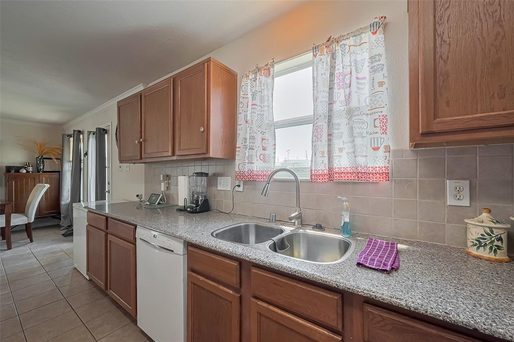 20603 Fair Castle Drive, Cypress, Texas image 18
