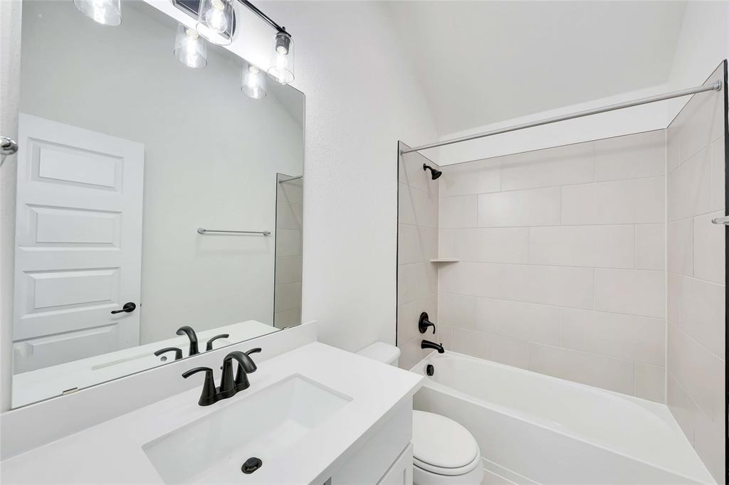 27430 Aster Green Drive, Katy, Texas image 12