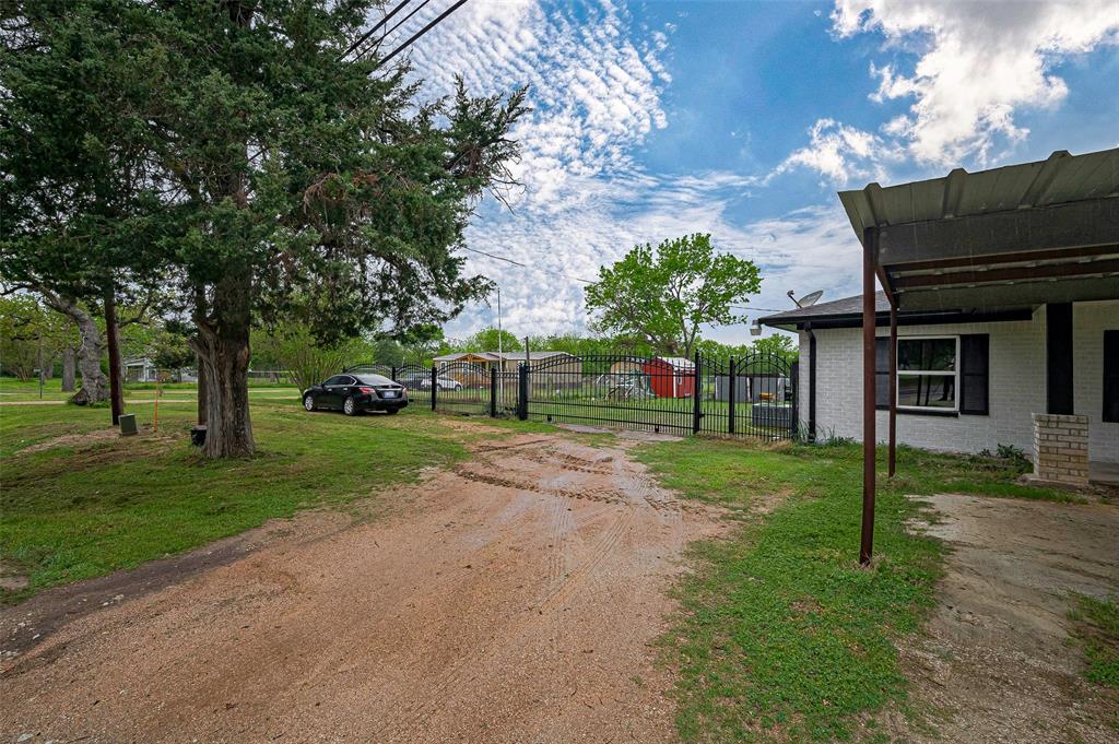 10919 Fm 1696 Road, Bedias, Texas image 42