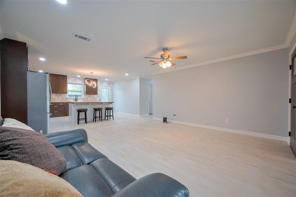 10919 Fm 1696 Road, Bedias, Texas image 10