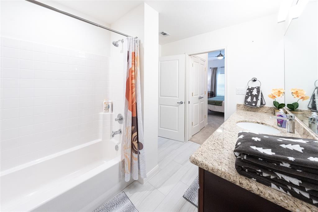1207 Grand West Boulevard #1B, Katy, Texas image 10