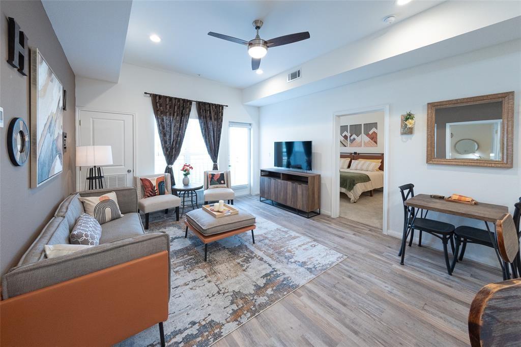 1207 Grand West Boulevard #1B, Katy, Texas image 4