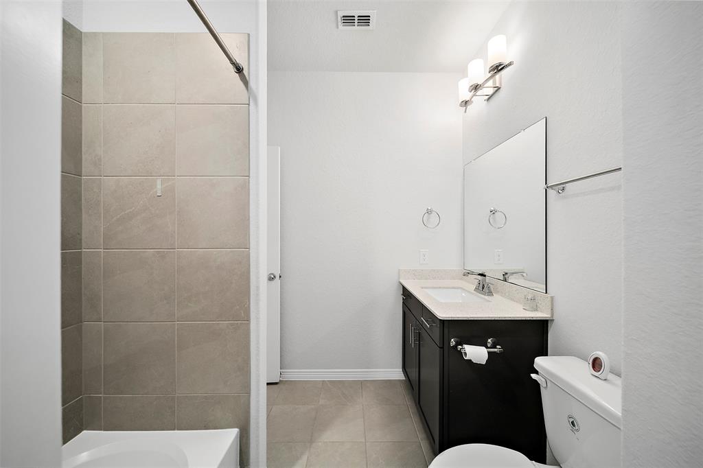 2334 Calm Channel Court, Missouri City, Texas image 32