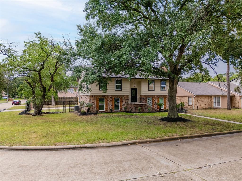 8707 Wind Side Drive