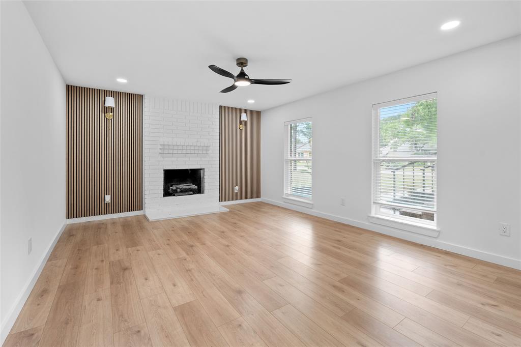 8707 Wind Side Drive
