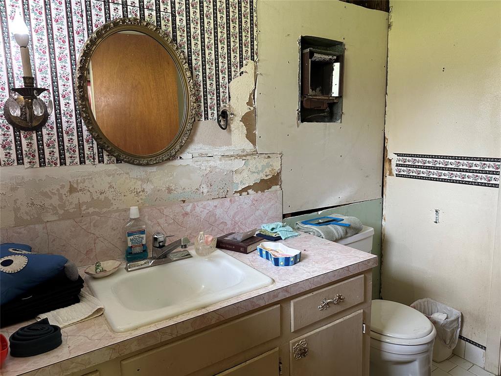 112 Raven Street, Clute, Texas image 12