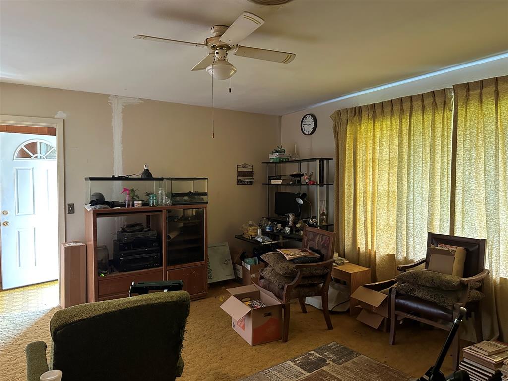 112 Raven Street, Clute, Texas image 4