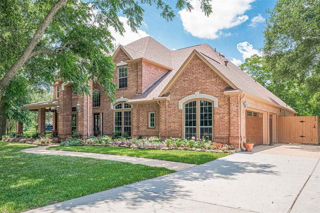 7114 N Bridlewood Court