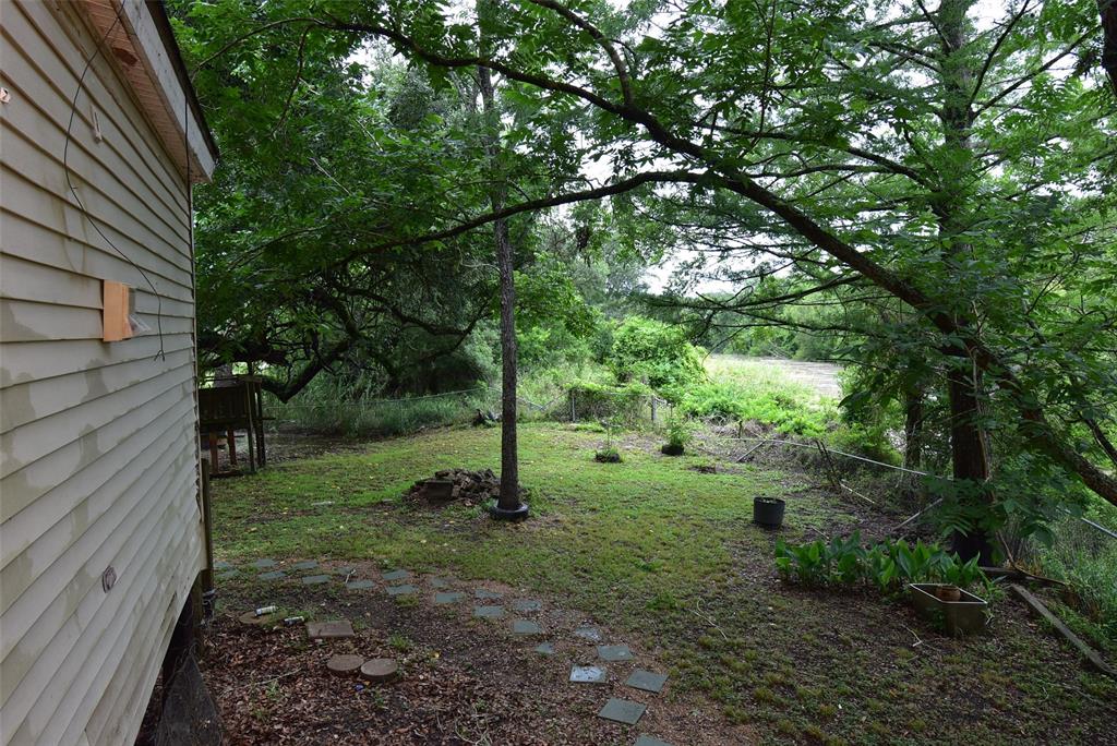 592 Paloma Street, Bay City, Texas image 24