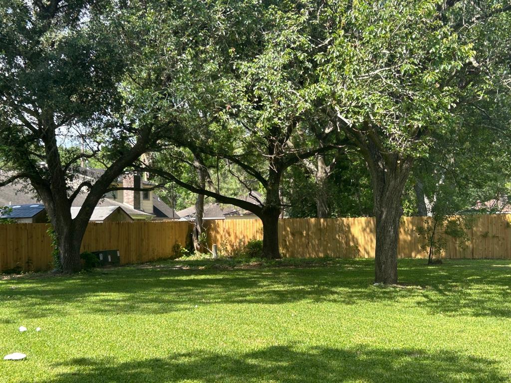 1819 Indian Wells Drive, Missouri City, Texas image 5