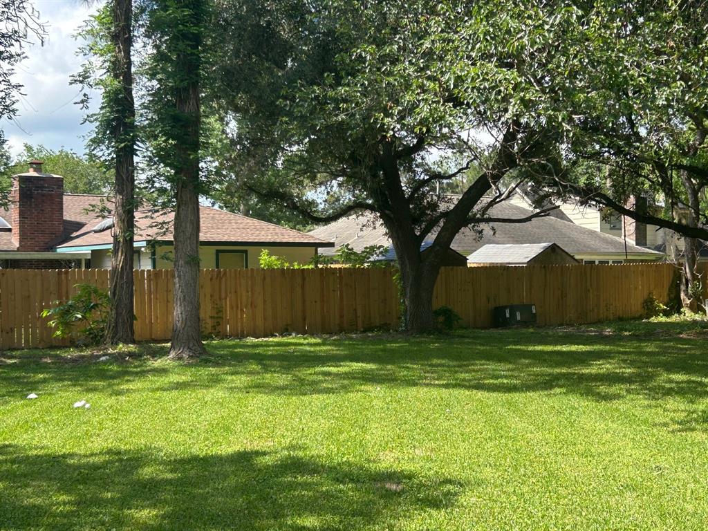 1819 Indian Wells Drive, Missouri City, Texas image 4