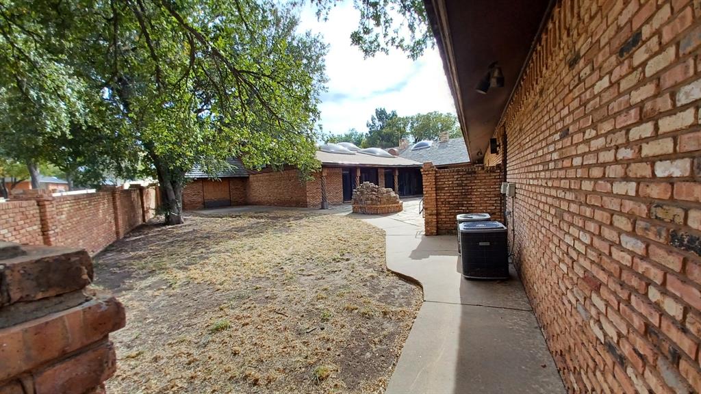 108 Timberlake Court, Borger, Texas image 14