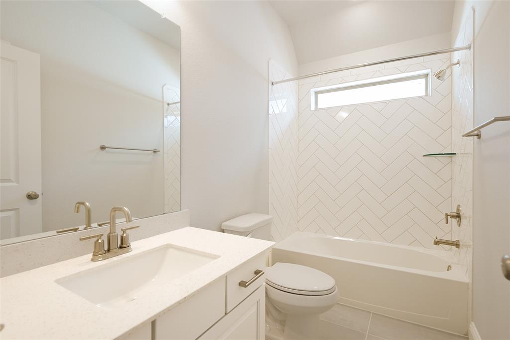 15607 Boulder Lake Lane, Conroe, Texas image 10