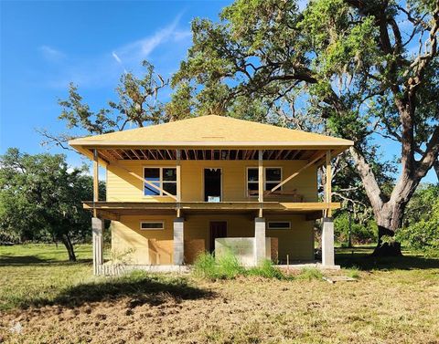 A home in Angleton