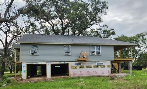 A home in Angleton