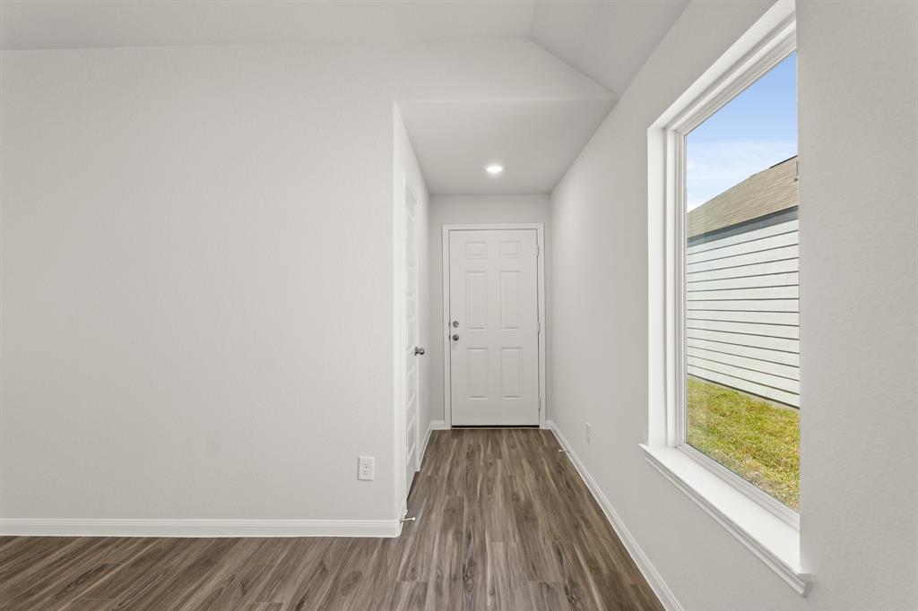 8109 Vanilla Orchid Drive, Houston, Texas image 3