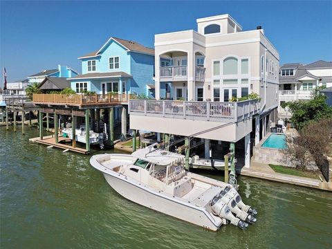 A home in Tiki Island