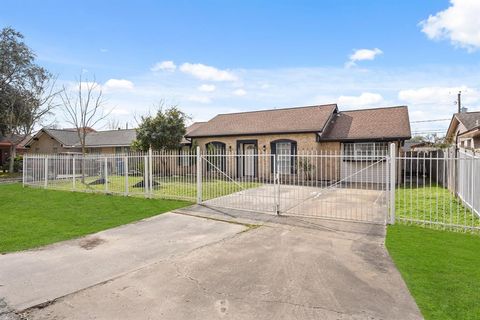9231 Cobbleshire Drive Houston TX 77037
