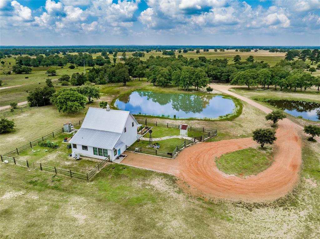 5939 Round Top Road, Round Top, Texas image 4