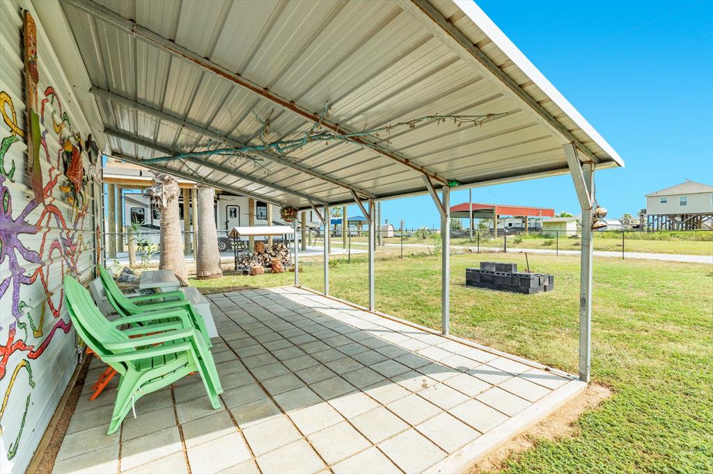 1021 Church Street, Gilchrist, Texas image 9