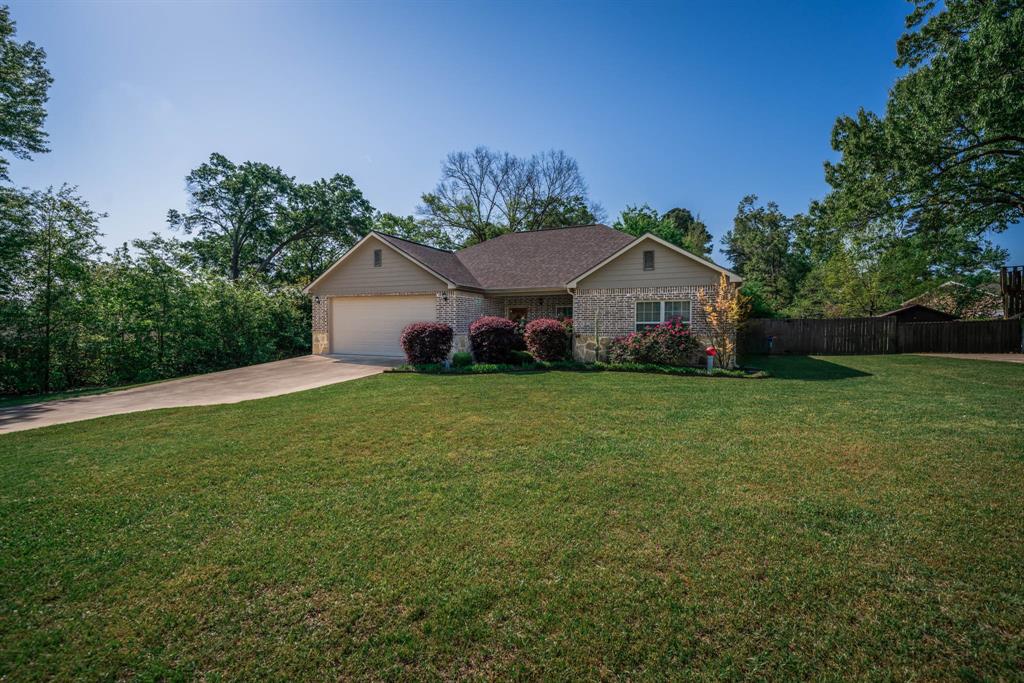 406 E Mari Beth Ln Ln, White Oak, Texas image 2