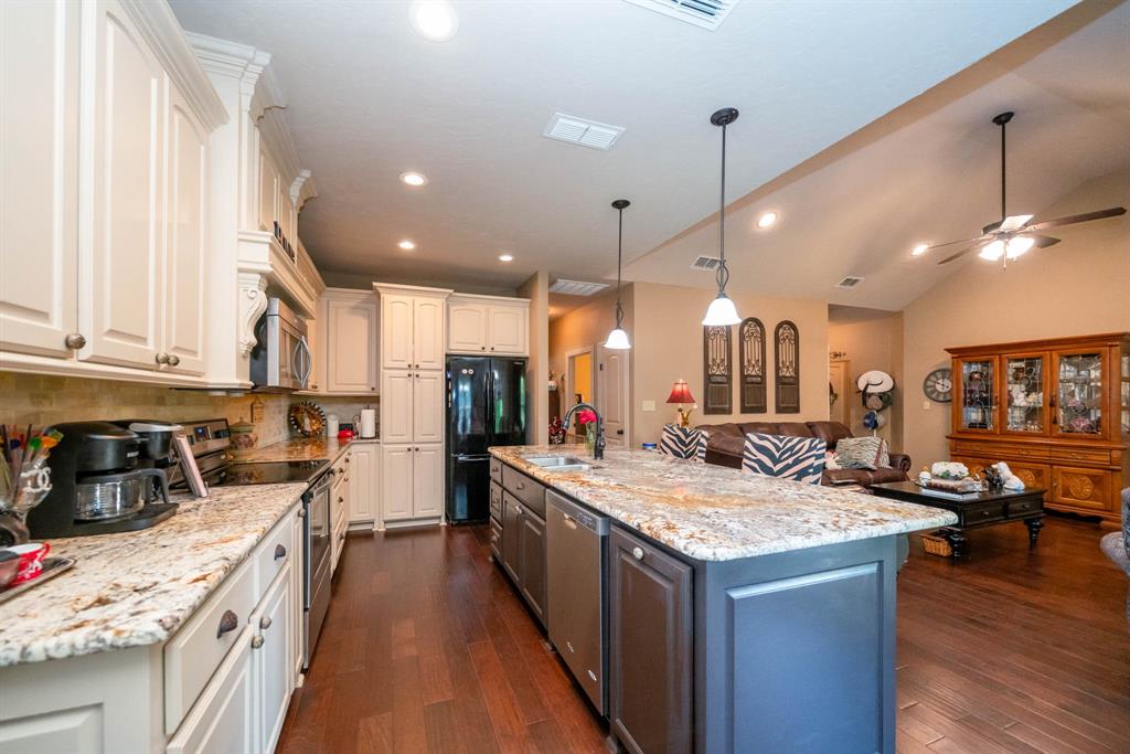 406 E Mari Beth Ln Ln, White Oak, Texas image 19