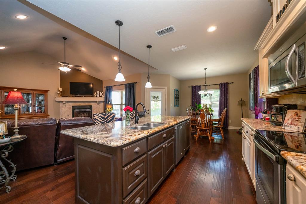 406 E Mari Beth Ln Ln, White Oak, Texas image 22