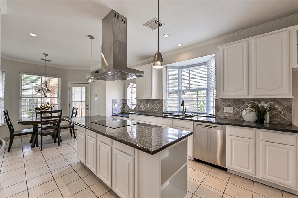 4319 Island Hills Drive, Pasadena, Texas image 11