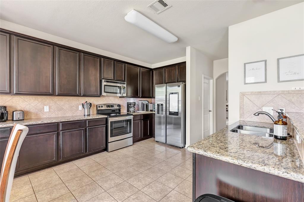 1510 Tournament Court, Crosby, Texas image 22