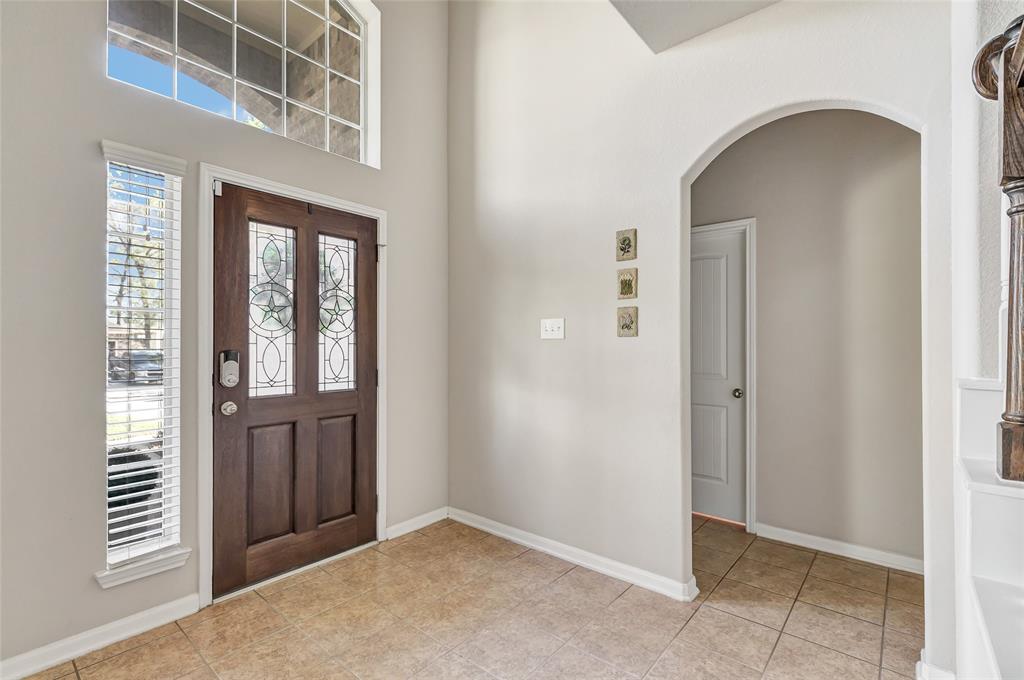 1510 Tournament Court, Crosby, Texas image 11
