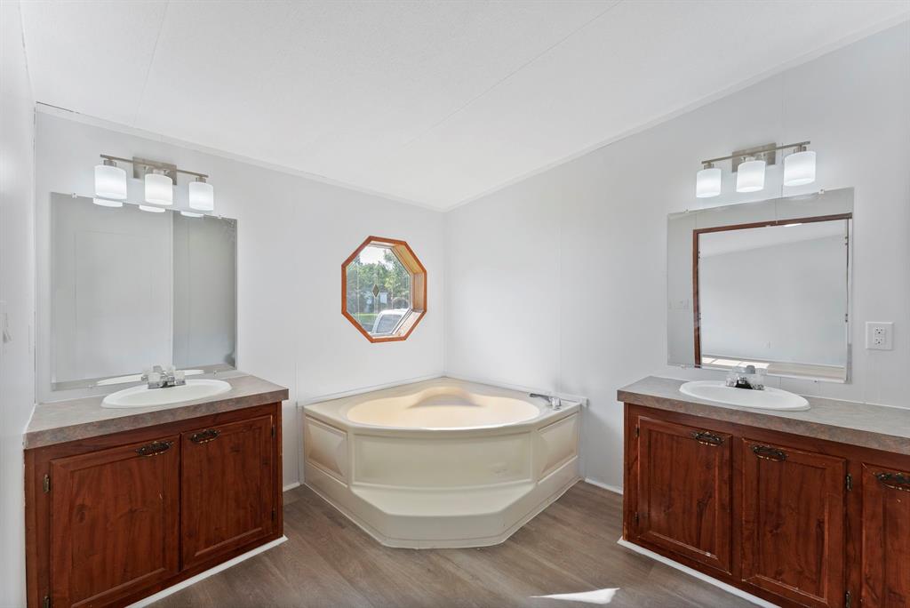 31206 W Timberloch Trail, Magnolia, Texas image 22