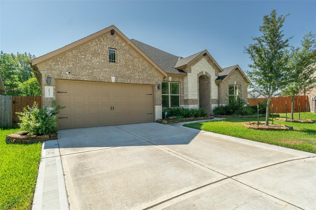 2572 Ravenna Court, Friendswood, Texas image 3