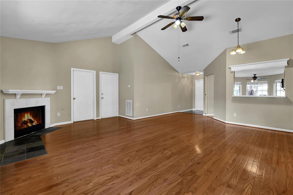 2610 Old Oak Lane