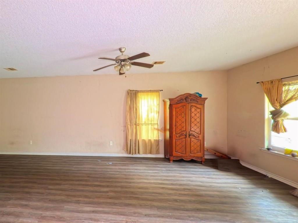 553 County Road 3016, Dayton, Texas image 5