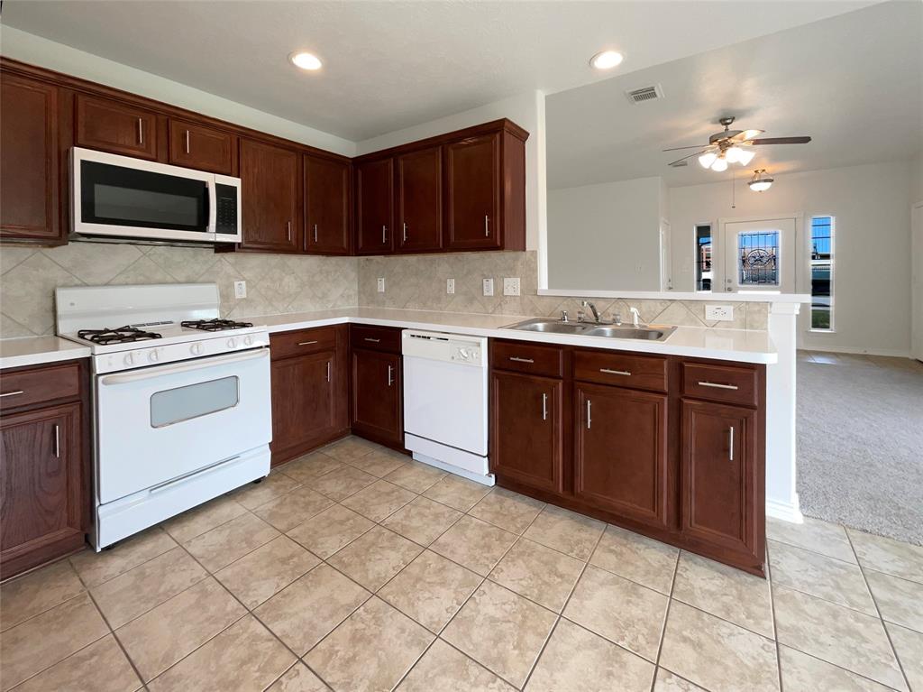 214 John Alber Road, Houston, Texas image 13