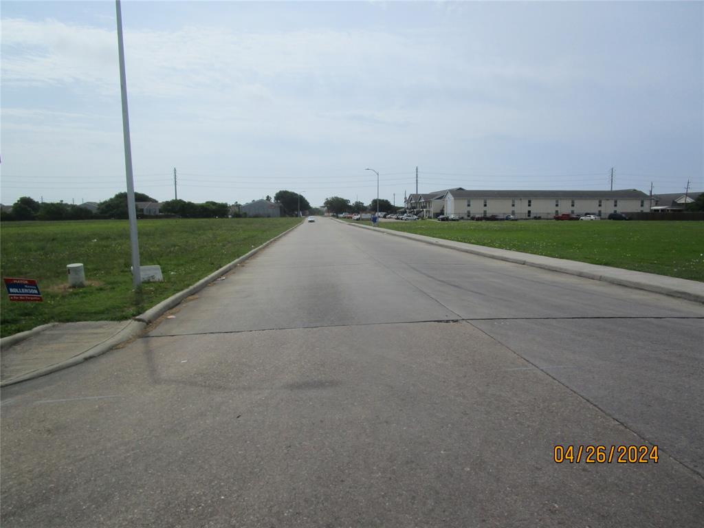 Skinner Street, Freeport, Texas image 3