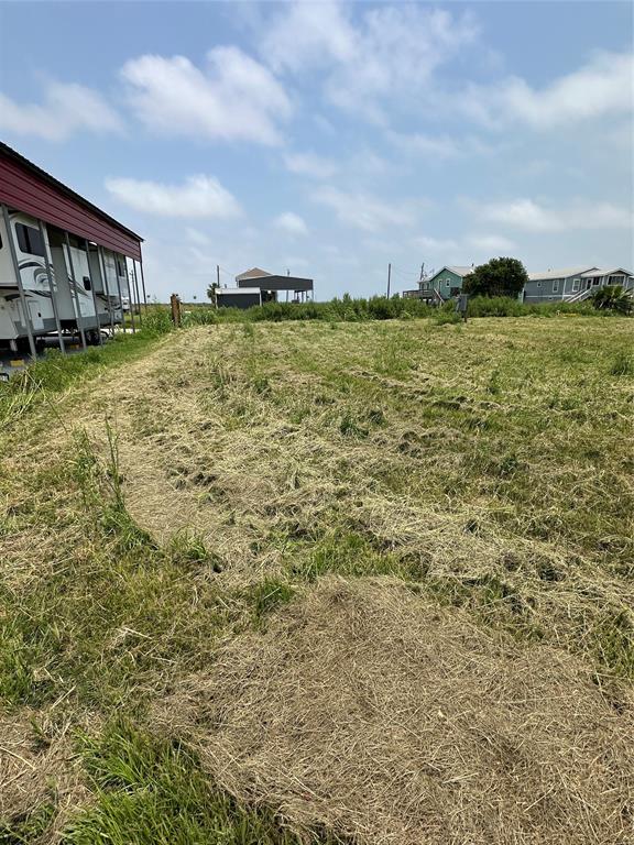 1218 W Canal, Crystal Beach, Texas image 2