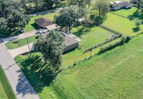 A home in Angleton