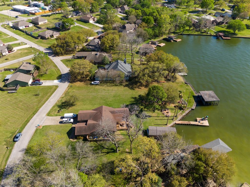 13476 Hawthorne Drive, Willis, Texas image 12