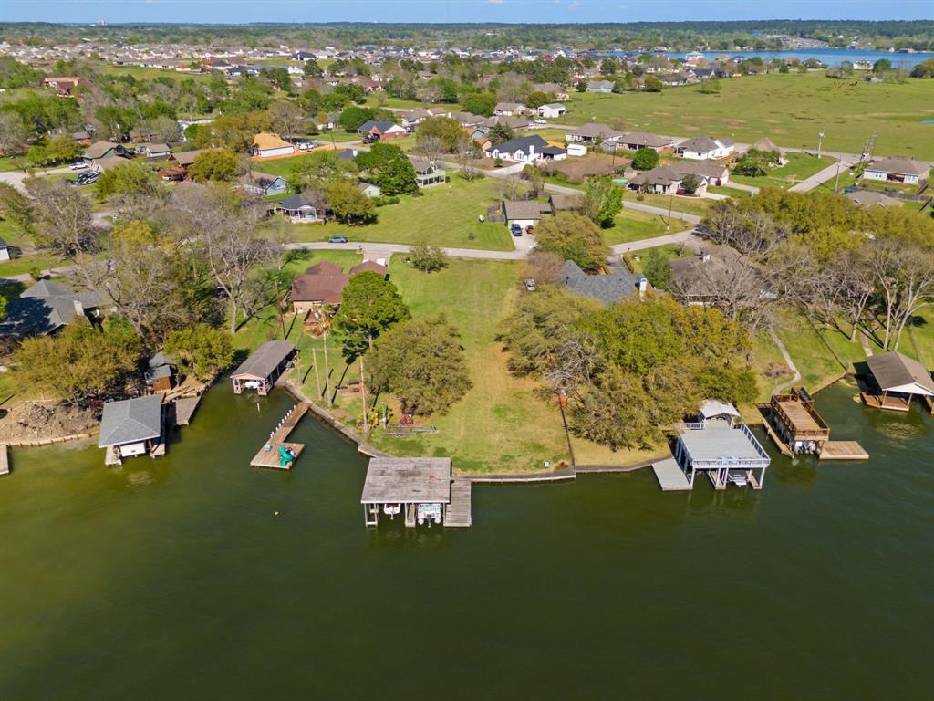 13476 Hawthorne Drive, Willis, Texas image 10