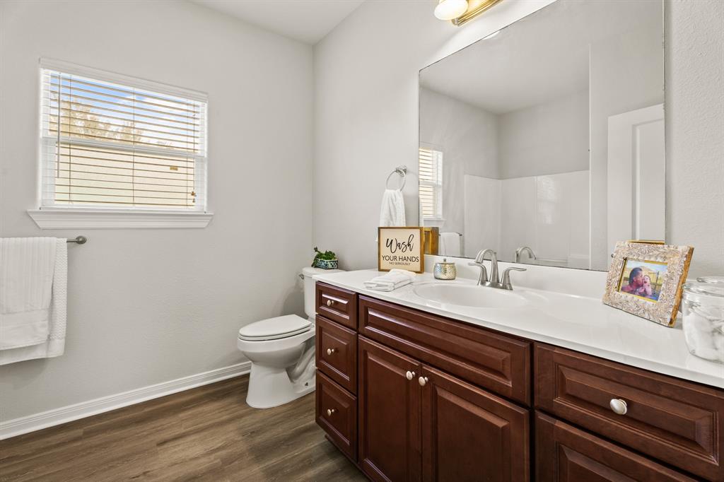625 Pine Road, Clear Lake Shores, Texas image 13
