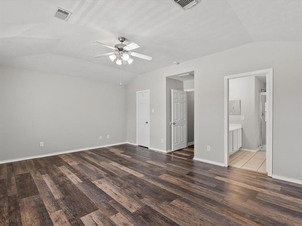 471 Folk Crest Lane, Dickinson, Texas image 16
