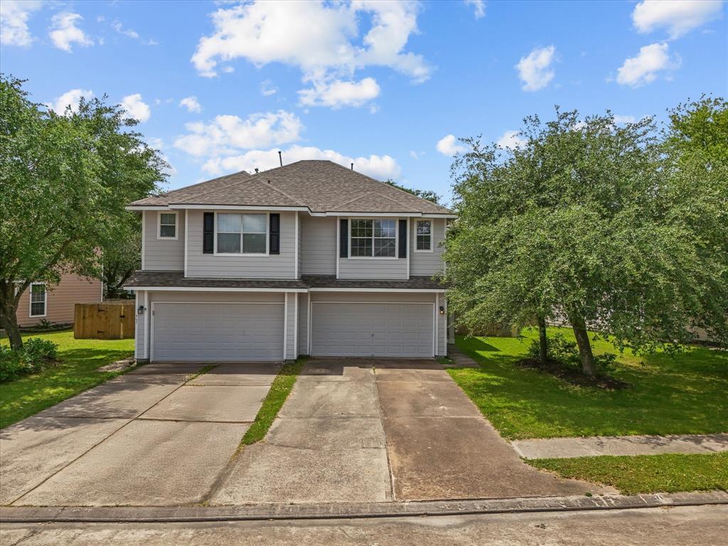 471 Folk Crest Lane, Dickinson, Texas image 2