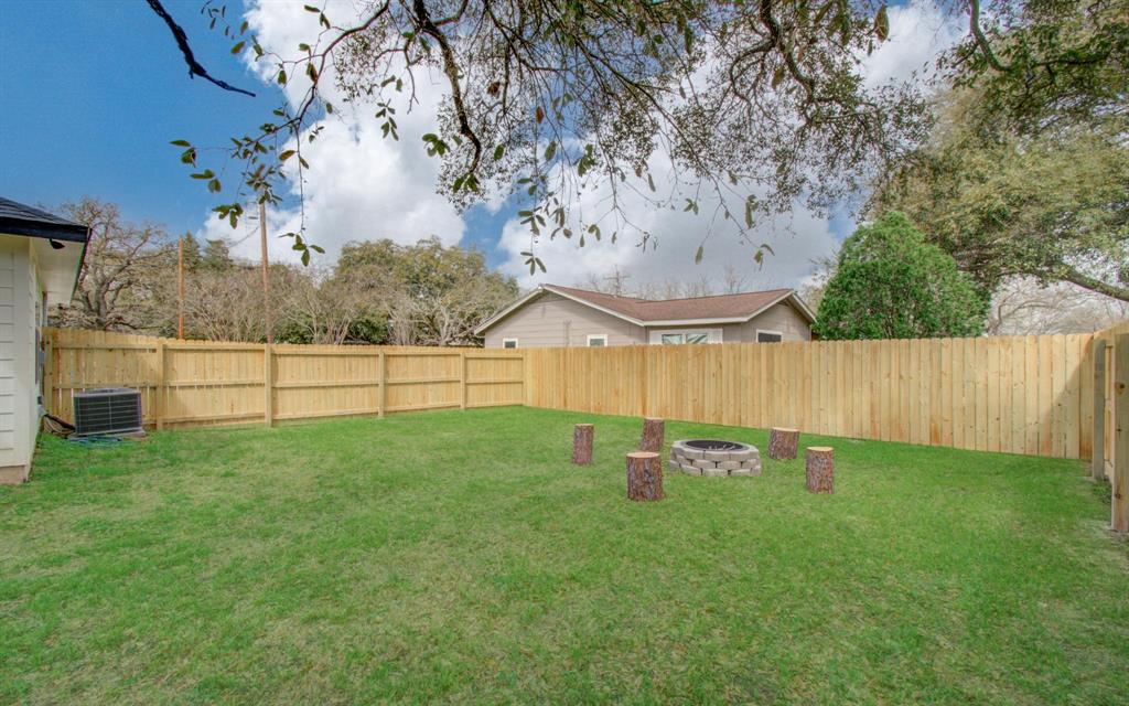 1404 Oakwood Street, Navasota, Texas image 26