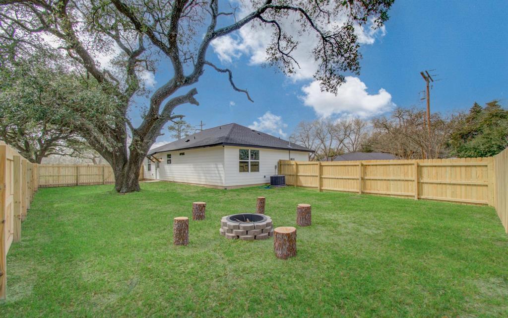 1404 Oakwood Street, Navasota, Texas image 25